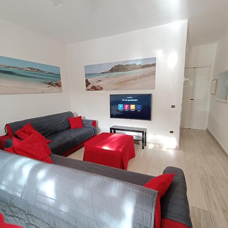 Appartamento Vacanze Alla Maddalena Exterior foto